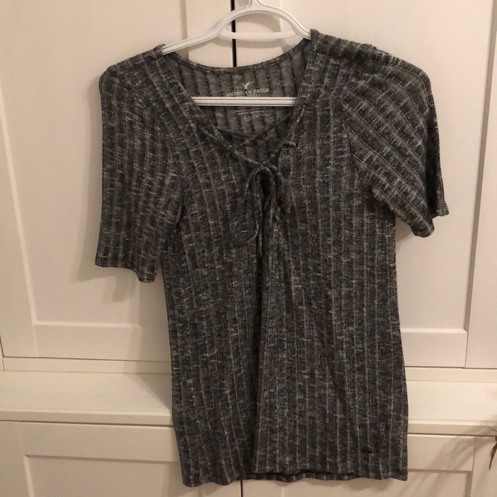 American Eagle lace up top